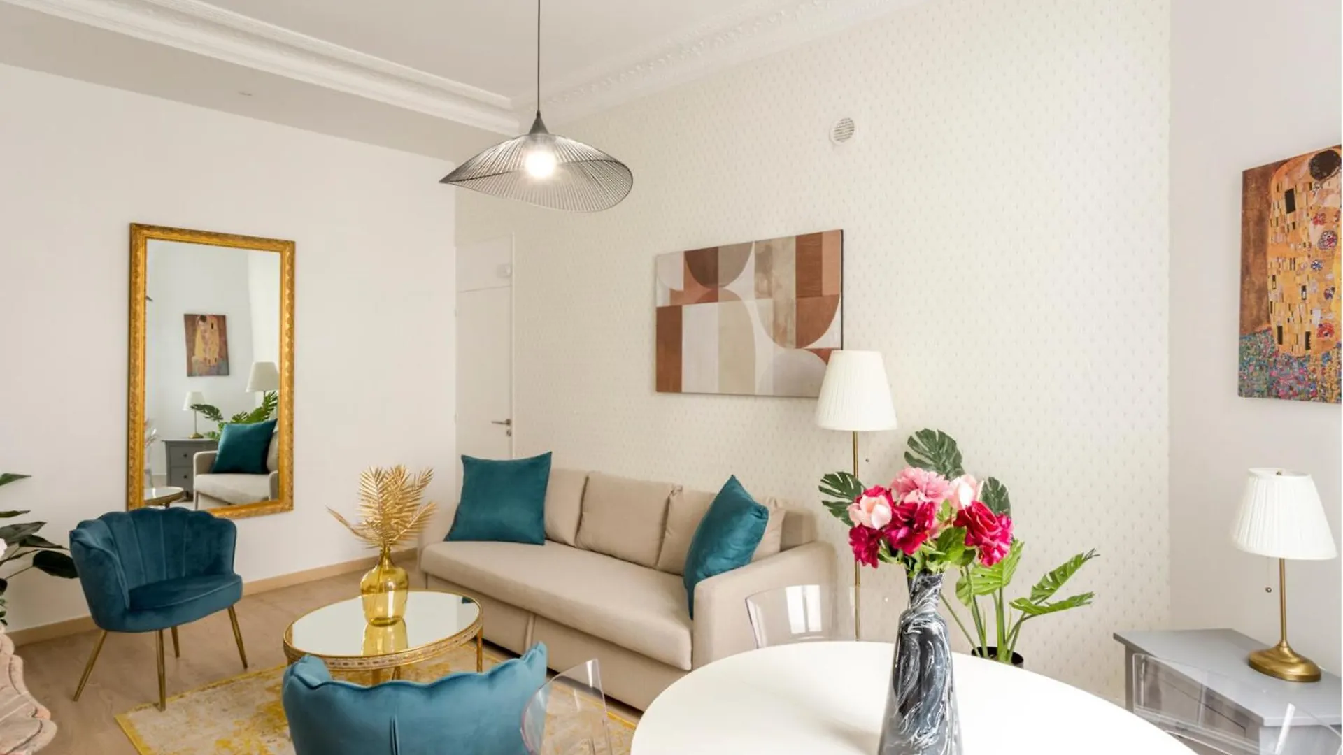 Merveil - Family Suite - Champs Elysees - Wagram Paris Apartment